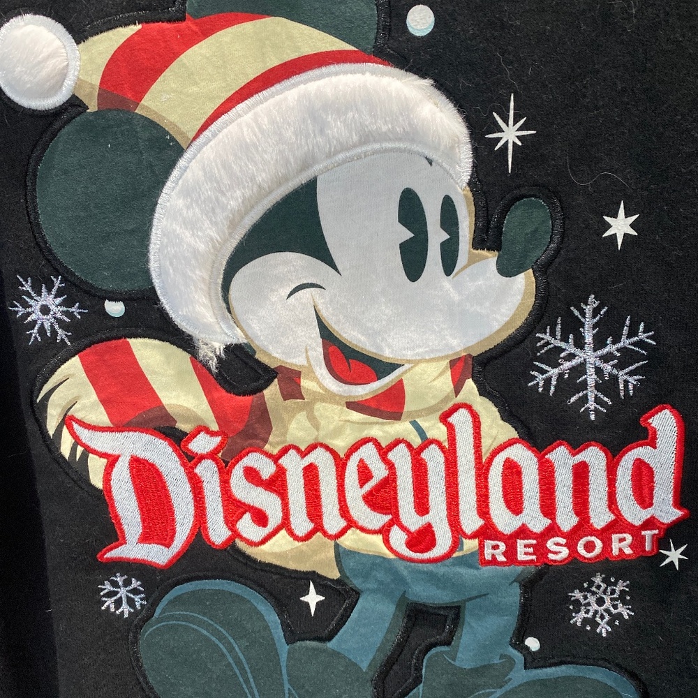 Disneyland resort Christmas Mickey sweater